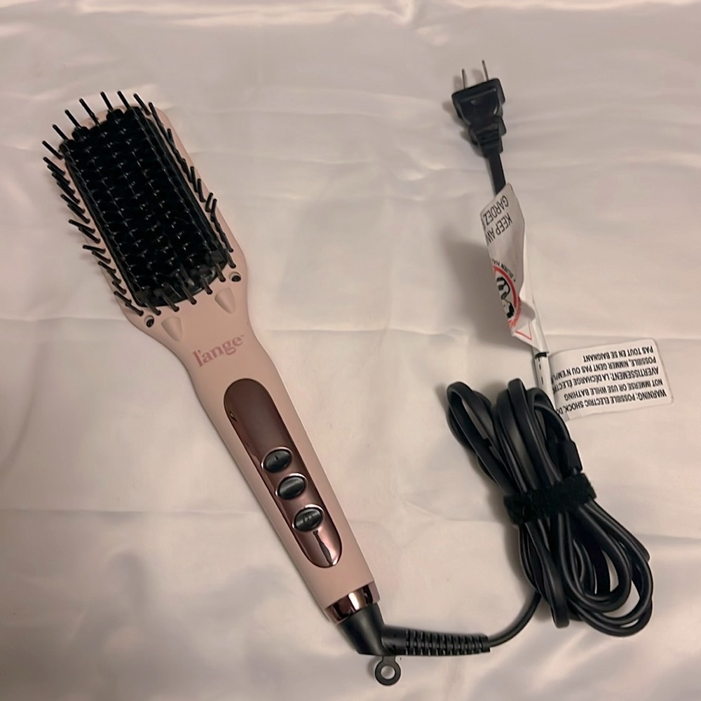 L’Ange Le Vite Ceramic Straightening Brush